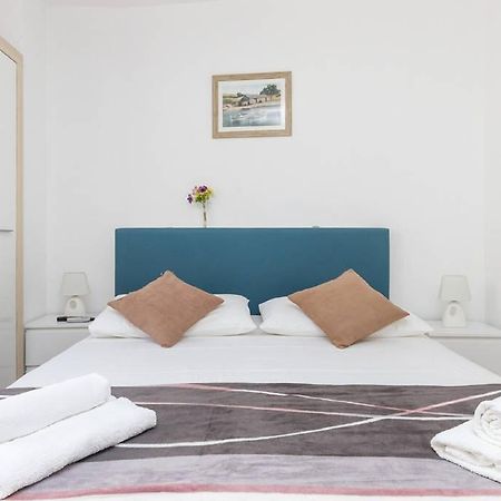 Peruzovic Rooms 1 سبليت المظهر الخارجي الصورة
