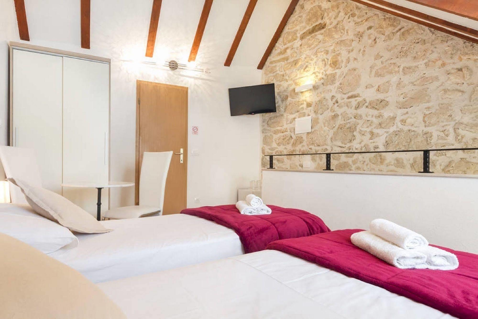 Peruzovic Rooms 1 سبليت المظهر الخارجي الصورة
